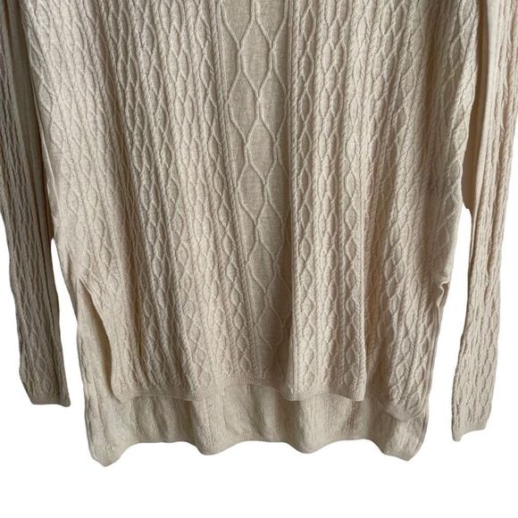 Babaton Cream V-Neck Cable Knit Linen Blend Long Line Sweater Size Small - Picture 4 of 6